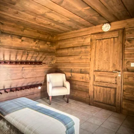 New Chalet Amy Mountain View W Hot Tub Holiday home